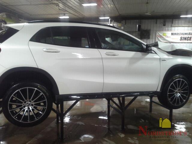 2018 Mercedes-Benz GLA 250 SATELLITE RECEIVER,2229004911