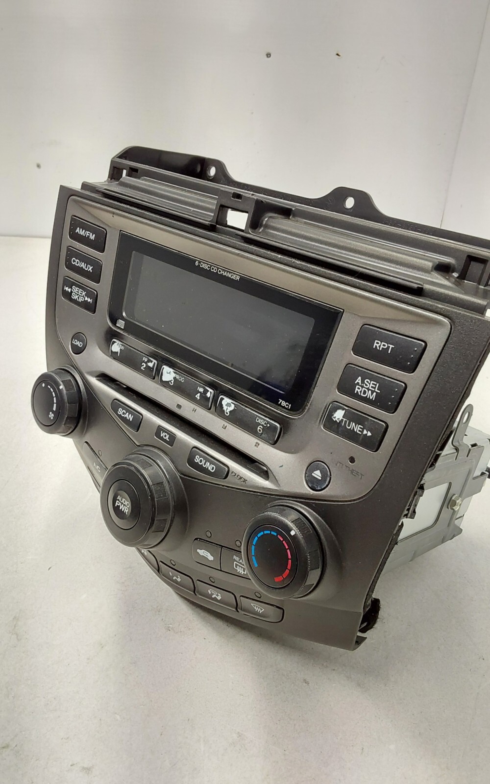 2007 HONDA ACCORD Radio Receiver AM FM 6 CD OEM 39175-SDA-A120-M2