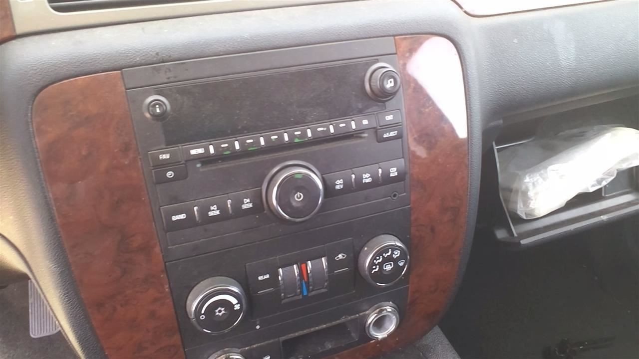 Audio Equipment Radio AM-FM-CD-MP3-USB Fits 11-21 EXPRESS 2500 VAN 29850058