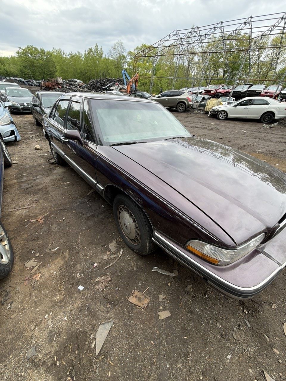 Audio Equipment Radio AM Mono-fm Stereo-cassette Opt UN6 Fits 95 LESABRE 1551394
