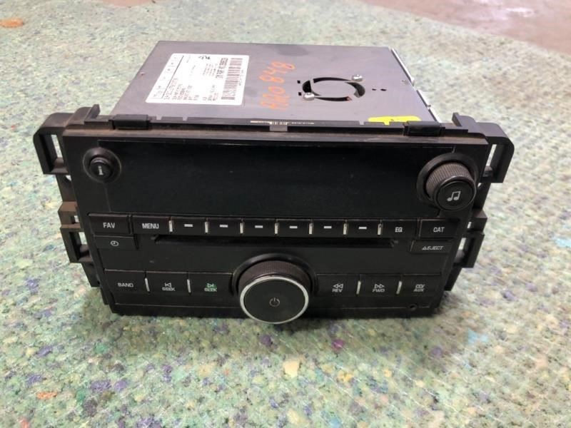 07-14 Silverado Sierra USED AS IS AM-FM Stereo Radio CD MP3 Opt US8
