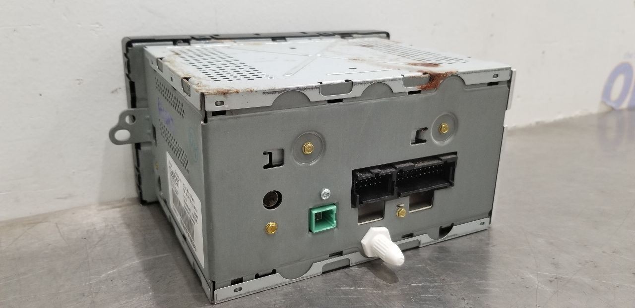 05 HUMMER H2 RADIO RECEIVER HEAD UNIT DISPLAY SCREEN 15229287