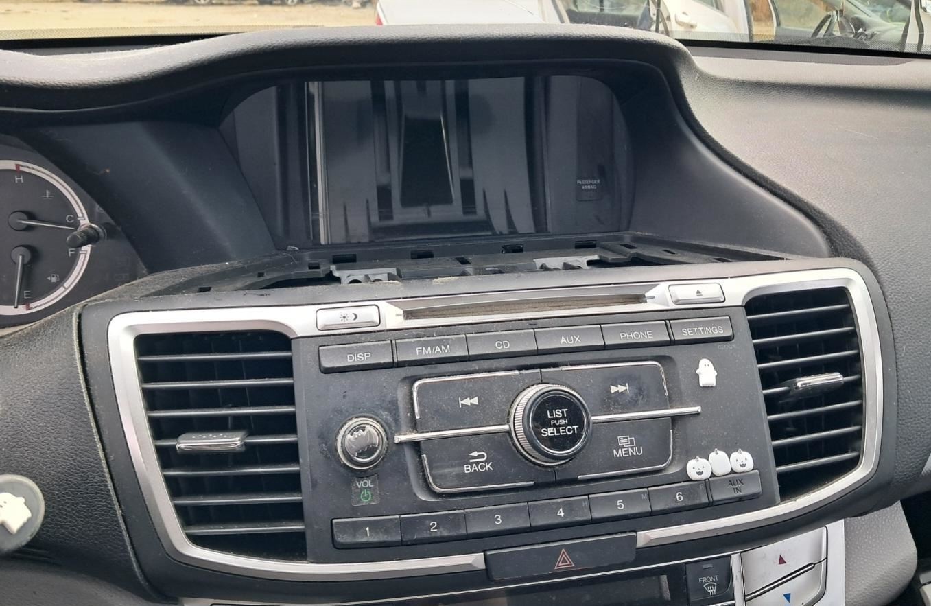 2015 Honda Accord OEM Radio Receiver LX SED 638-72095 Used 153K Miles