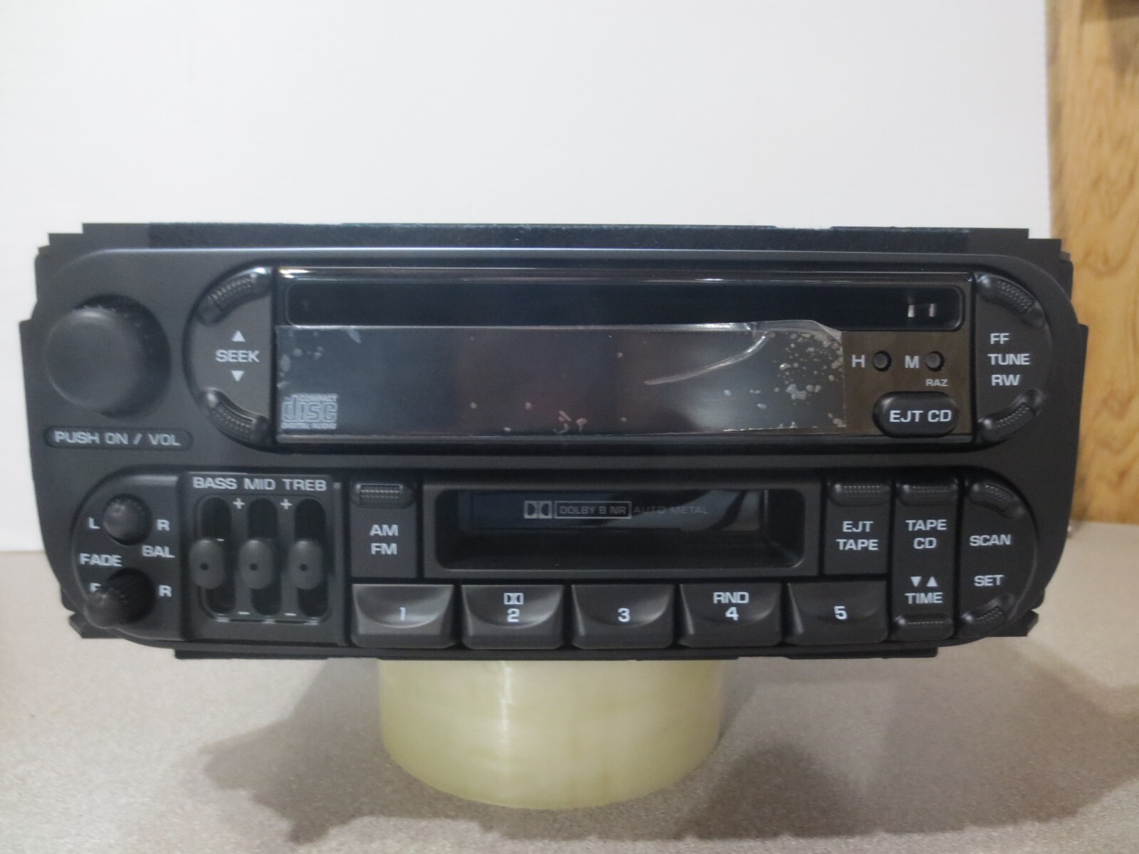 NEW OEM DODGE JEEP CHRYSLER AM FM Radio Cassette CD Player P04858540AH 4858540