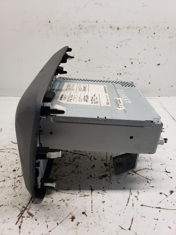 2012 Honda Civic Radio Assembly AM FM CD-MP3 LX Stereo Receiver OEM 1339229