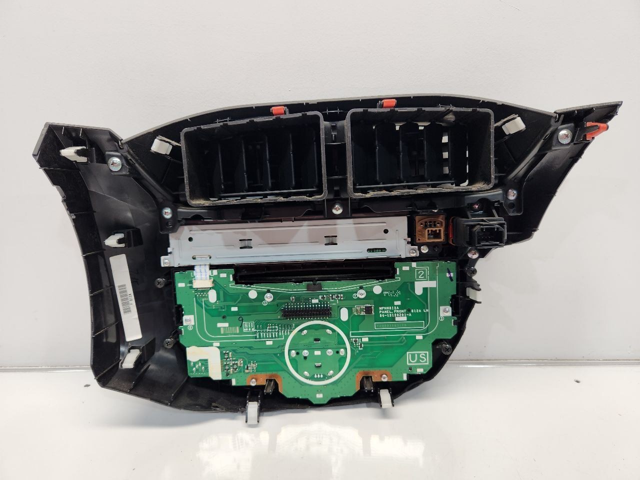 2009-12 Honda Fit (US Market) Radio Control Panel W/O Nav *ONLY* PN: 8413120Z01A