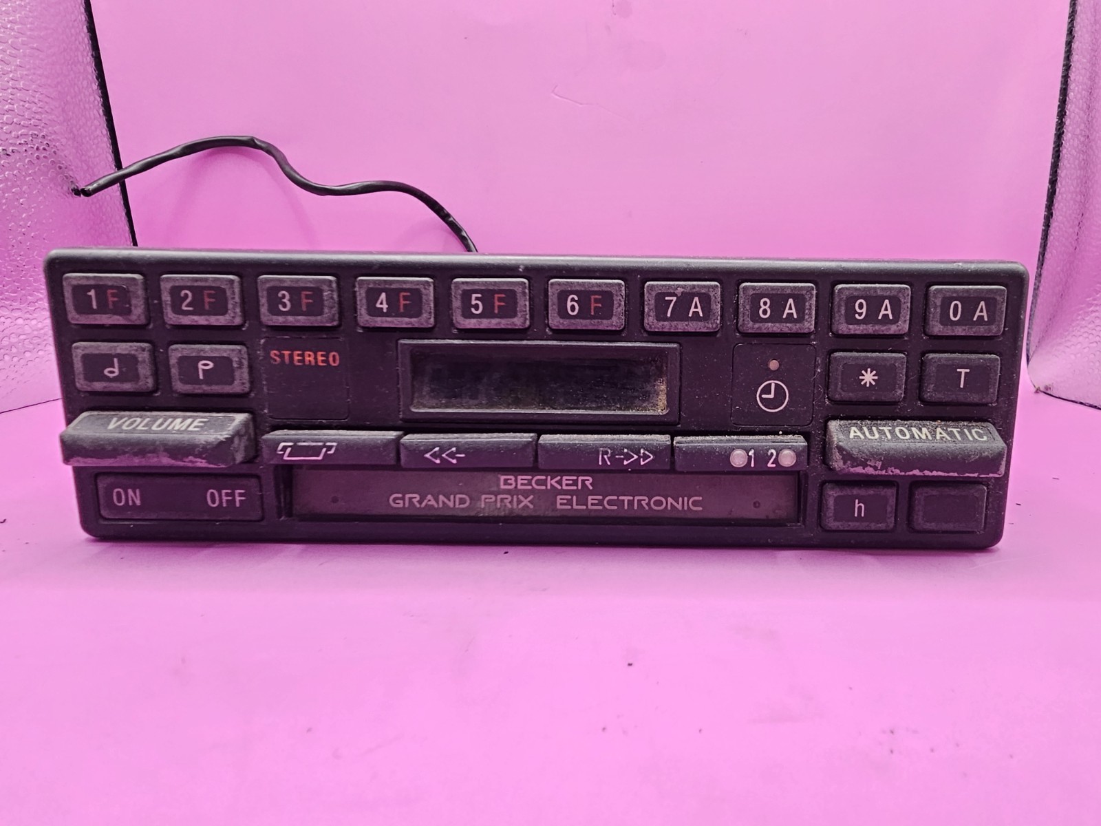 Mercedes BECKER Grand Prix 612 RADIO CASSETTE Player OEM 1985 300D