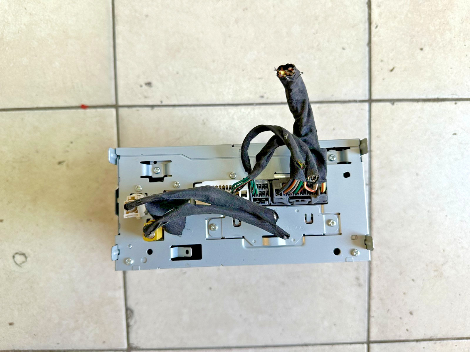 2013 JEEP GRAND CHEROKEE RADIO U CONNECT HEAD UNIT AUX RHB OEM 05091340AD