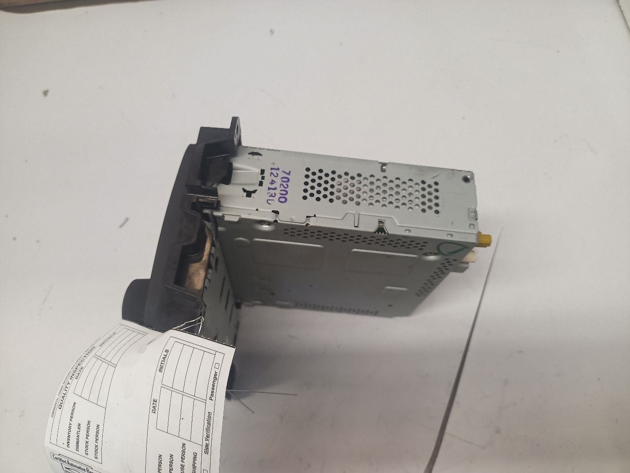 68088693AE AM FM SAT Radio Receiver Opt RA2 from 2013 Ram 1500 12352557