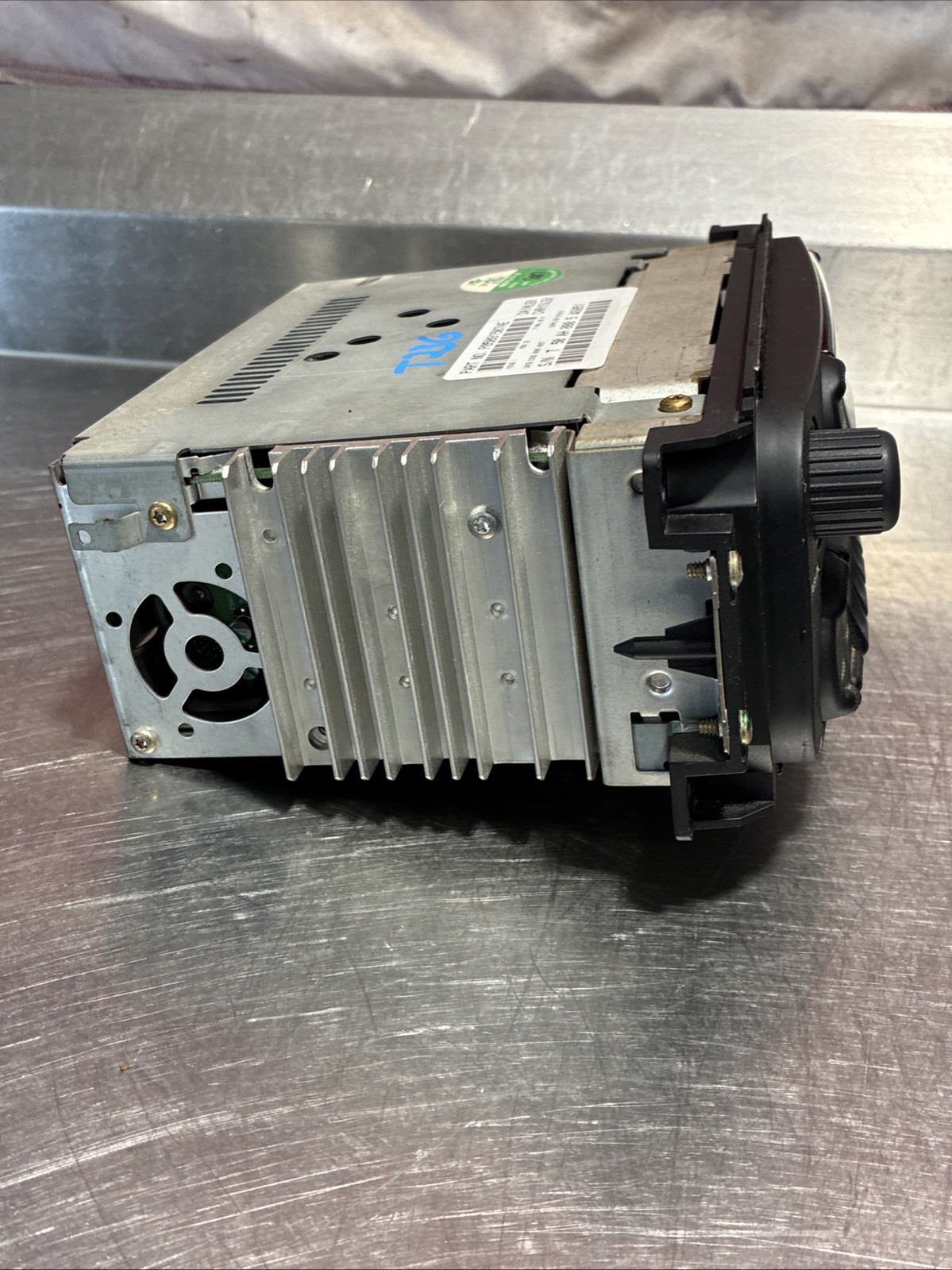 2002-2007 Chrysler Dodge Jeep Ram OEM P05091507AE RBQ 6 CD Disc Changer Radio