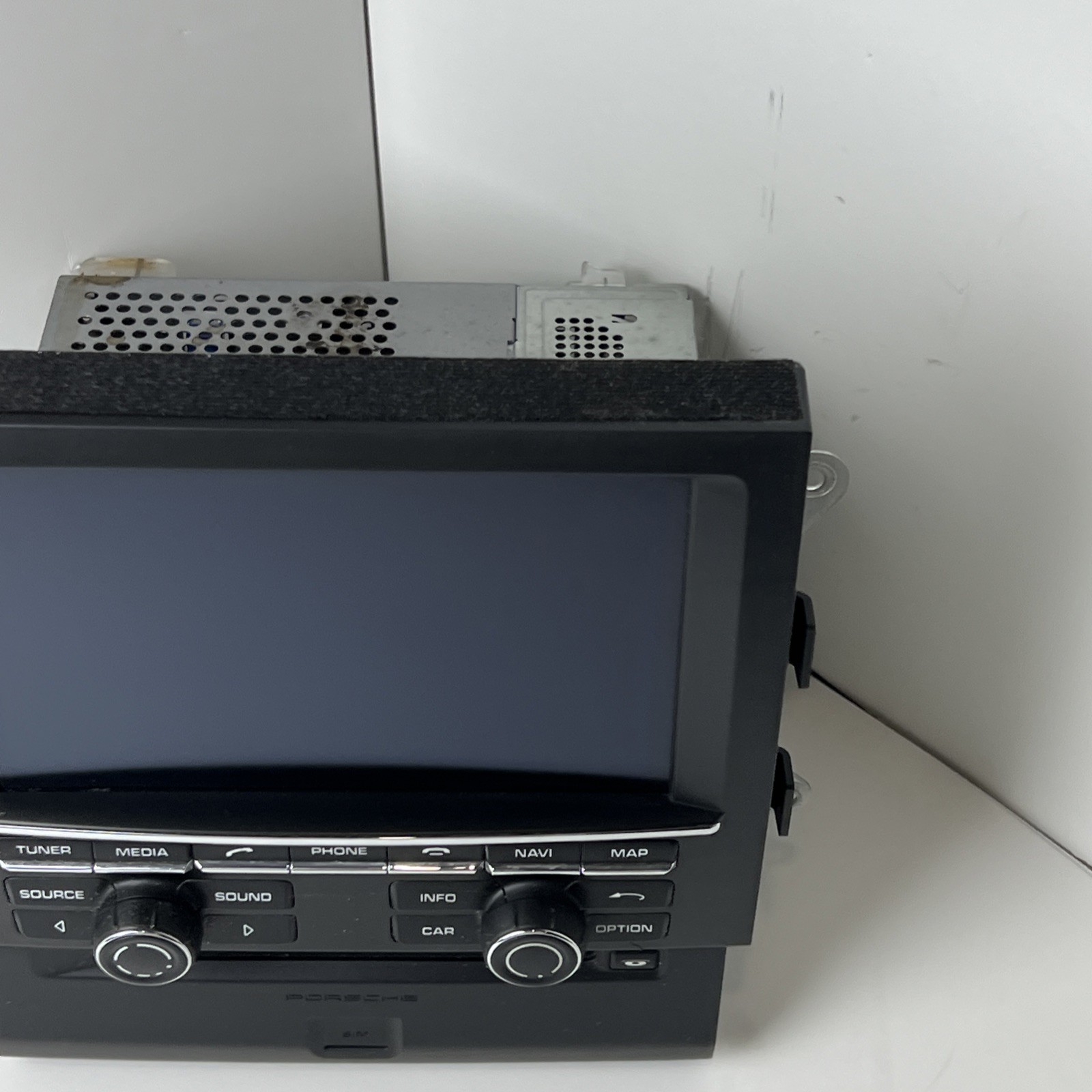 2016 PORSCHE MACAN COMMAND HEAD UNIT NAVIGATION RADIO 95B035963 OEM