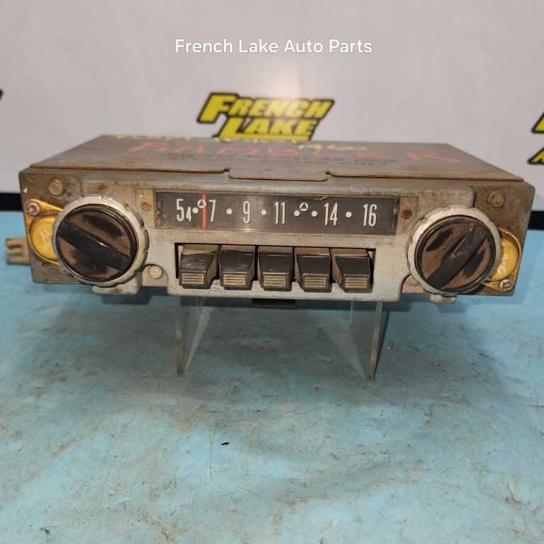 UNTESTED AM Radio “8990706 04MA” Fits 1960 RAMBLER 1239080