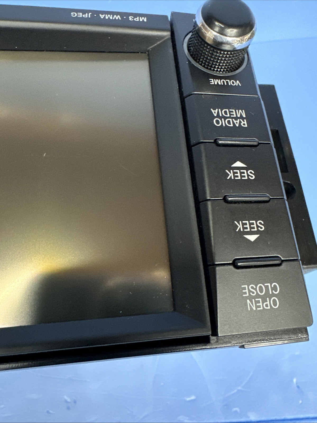 2010 Chrysler 300 Navi Radio Display Unit OEM Radio PN# P05064816AB With Code