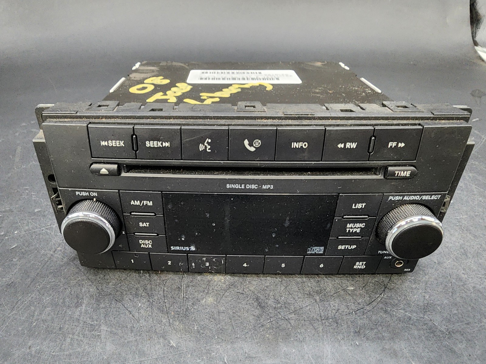 OEM 07-12 Chrysler Dodge Jeep Ram Radio CD MP3 AUX Receiver 68021163AD Used