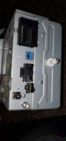 Audio Equipment Radio Receiver With Mylink AM-FM-MP3-USB Fits 13 CAMARO 1076744
