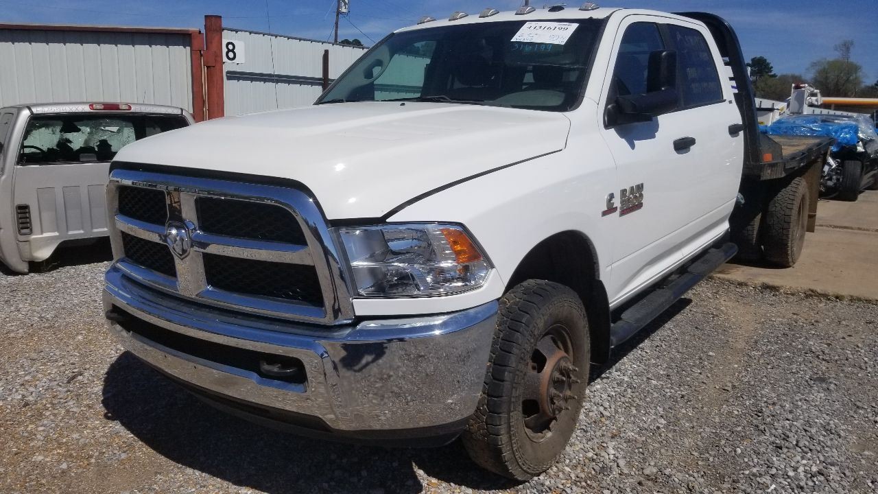 17 DODGE RAM 3500 RADIO AUDIO DISPLAY AND RECEIVER 68356517AA
