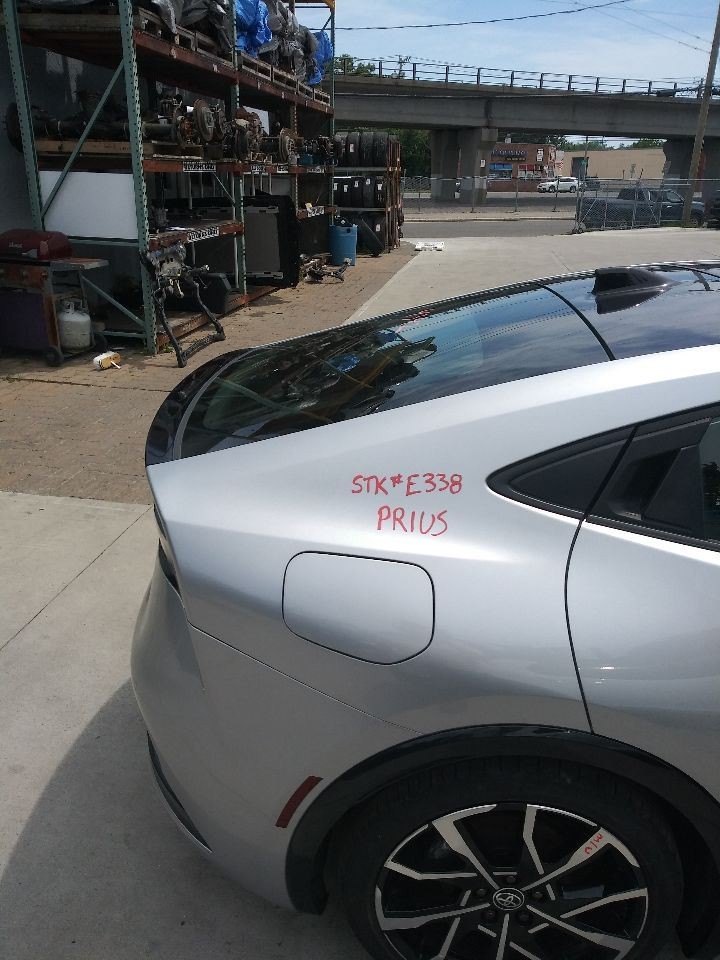 2024 TOYOTA PRIUS 12.3″ DISPLAY AND RECEIVER FITS 23-25 ID 8610047850