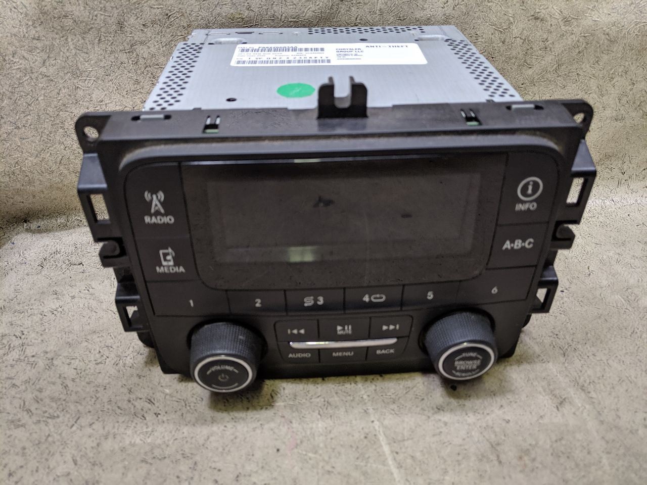 Stereo Radio Receiver AM FM Uconnect Fits 2014 DODGE RAM PICKUP TRUCK f82-205262