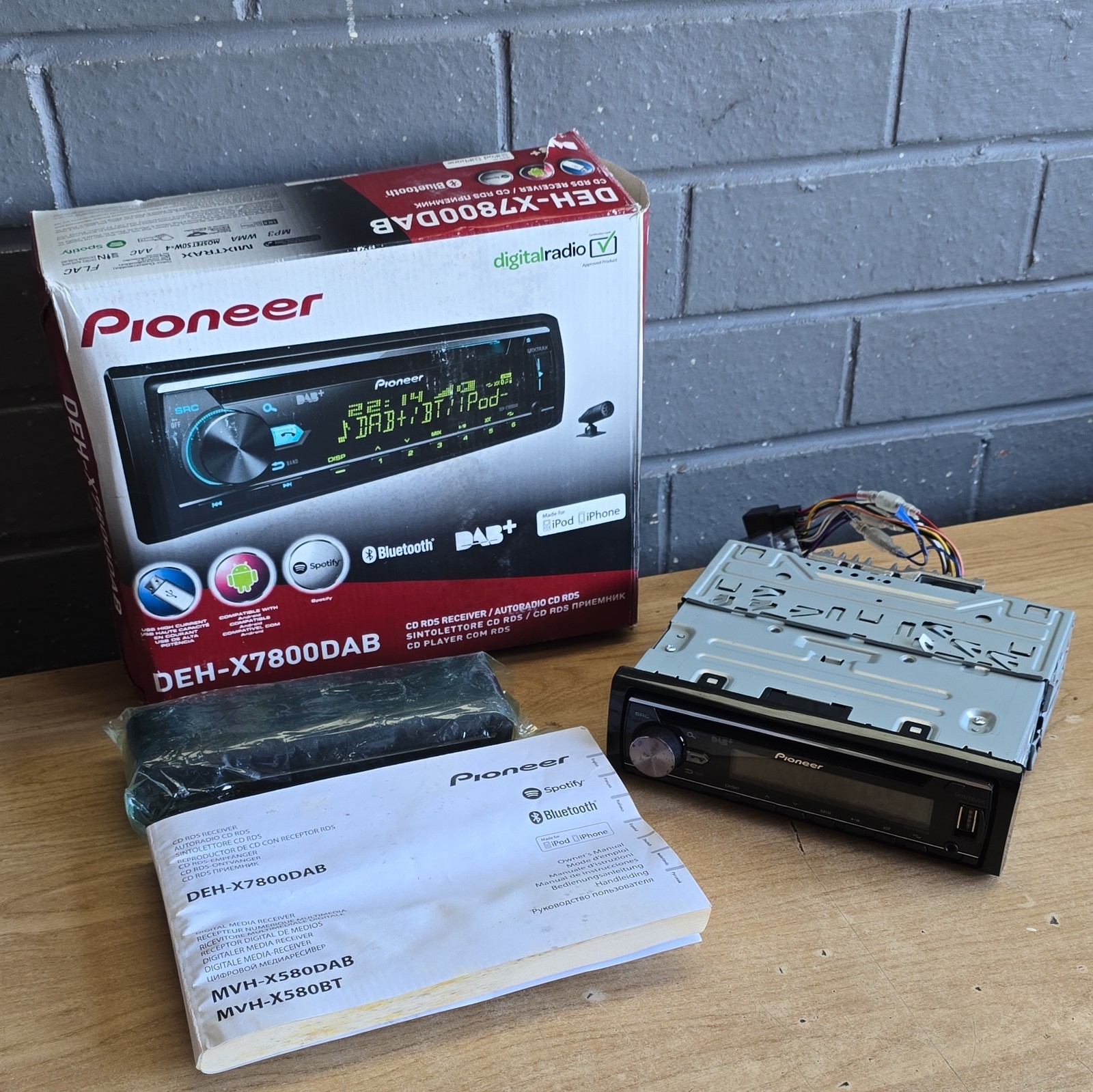 Pioneer DEH-X7800DAB CD Car Stereo DAB Bluetooth USB AUX Boxed Tested