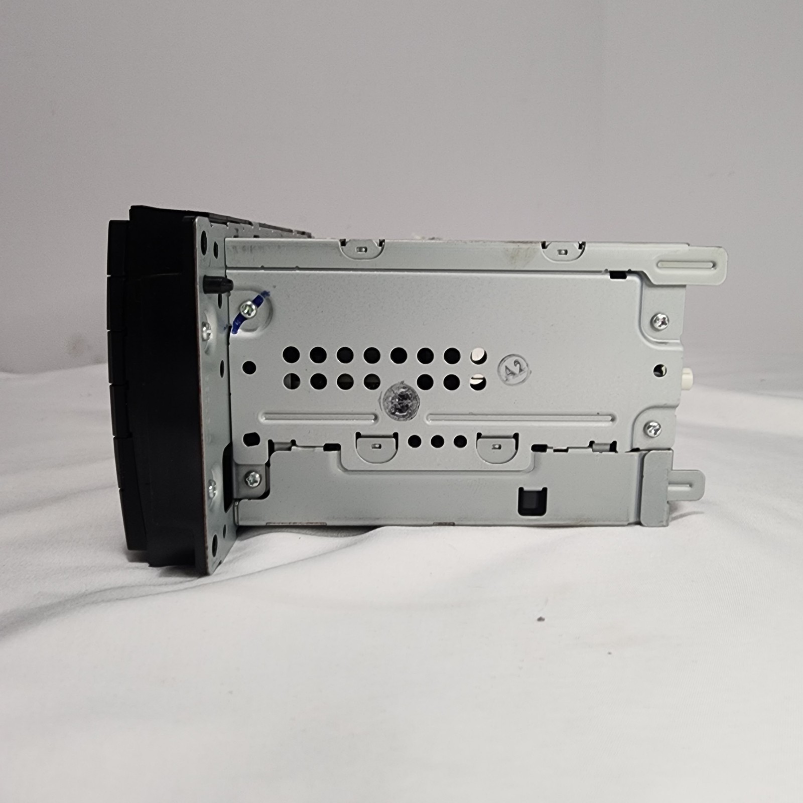 OEM 2011-2018 Jeep Wrangler JK MyGIG RHB 430N Navigation Radio P68368204AA