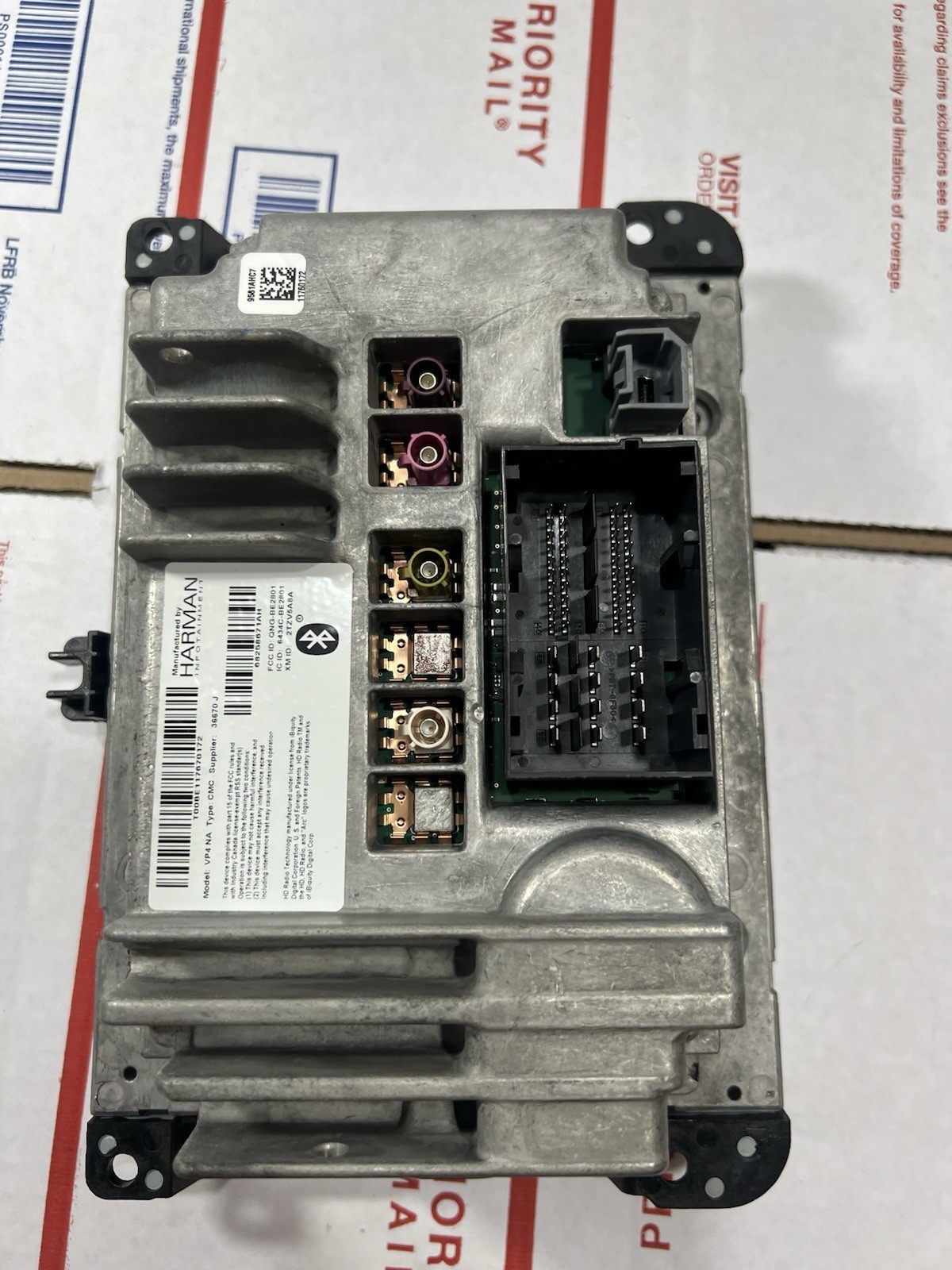 UConnect Radio 8.4″ VP4 3C Nav Display and Receiver 2016 Ram 1500 68258671AH