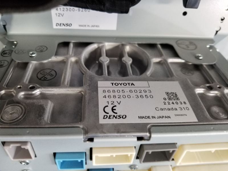 10-13 LEXUS GX460 OEM RADIO DISPLAY AND RECEIVER P1874 8680560293