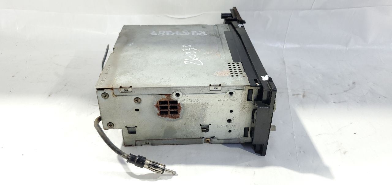 1988 1989 Nissan 300ZX OEM Radio Audio AM FM Minor Damage 2811525p00