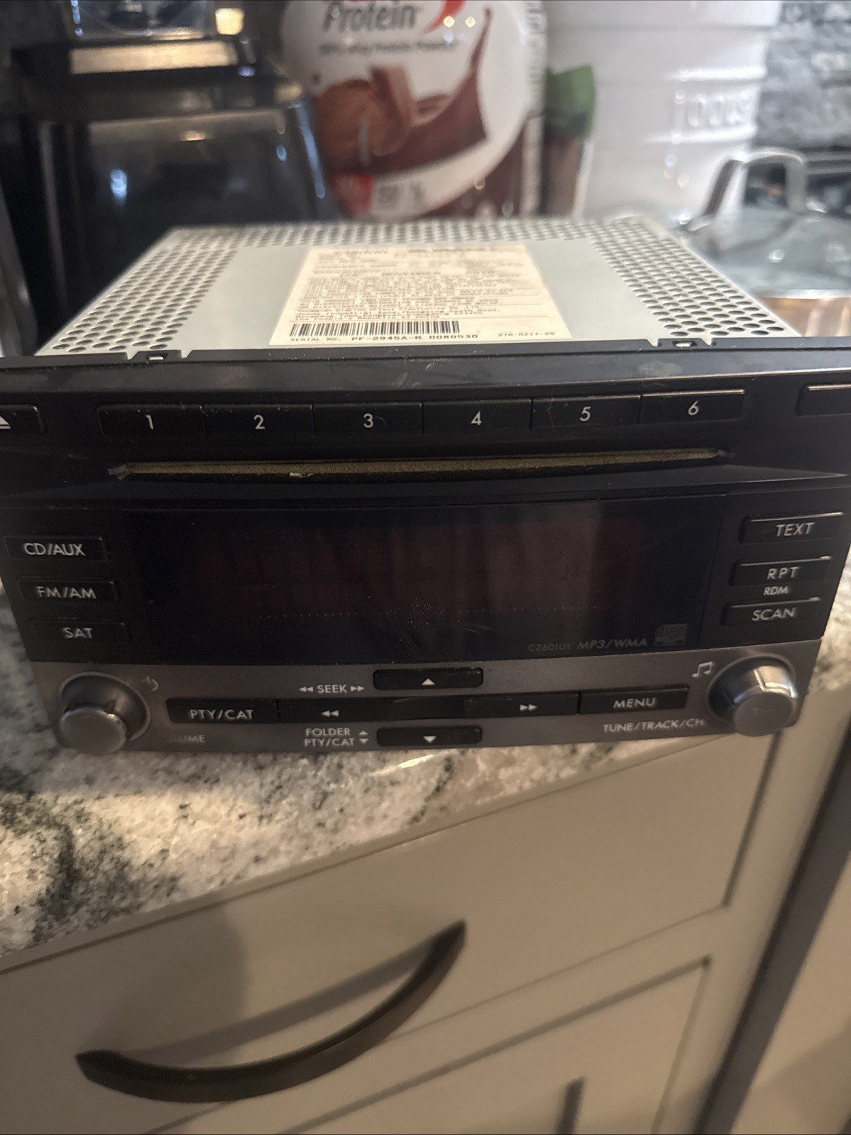 Subaru 86201FG601 Stereo Digital Radio CD Player Silver Black WORKING