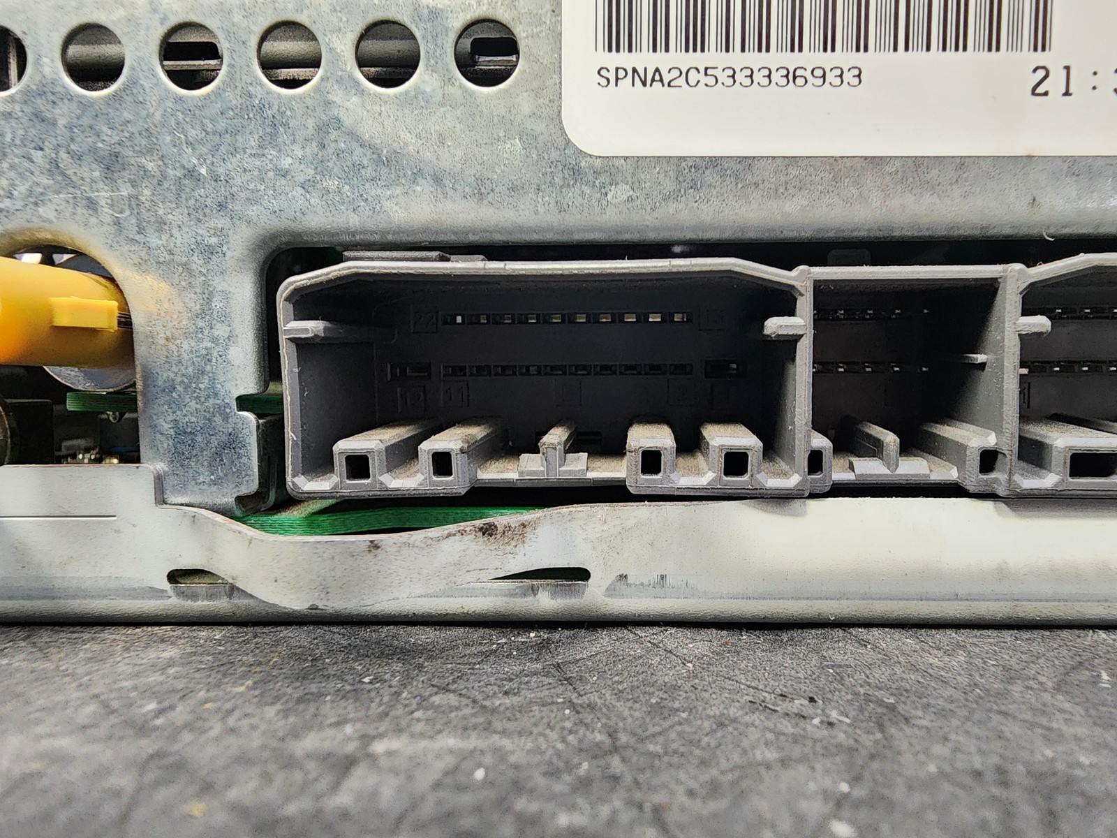OEM 07-12 Chrysler Dodge Jeep Ram Radio CD MP3 AUX Receiver 68021163AD Used