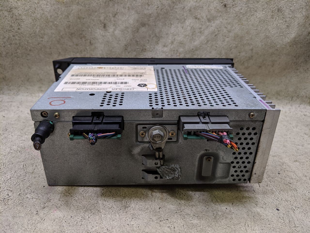 Stereo Radio Receiver AM FM CD Player Fits 97-03 DODGE 1500 VAN os30-205358