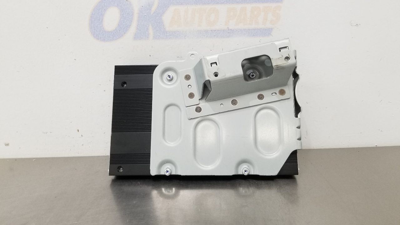17 DODGE RAM 1500 CREW CAB RADIO AUDIO AMPLIFIER 68303985AA