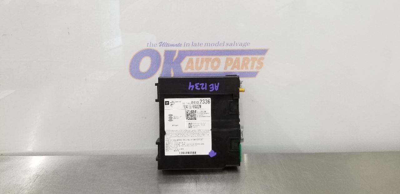 17 GMC SIERRA 1500 RADIO AUDIO RECEIVER 84102336