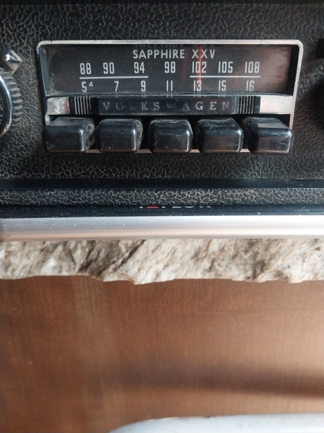 SAPPHIRE XXV VINTAGE 1973-1976 VOLKSWAGEN RADIO