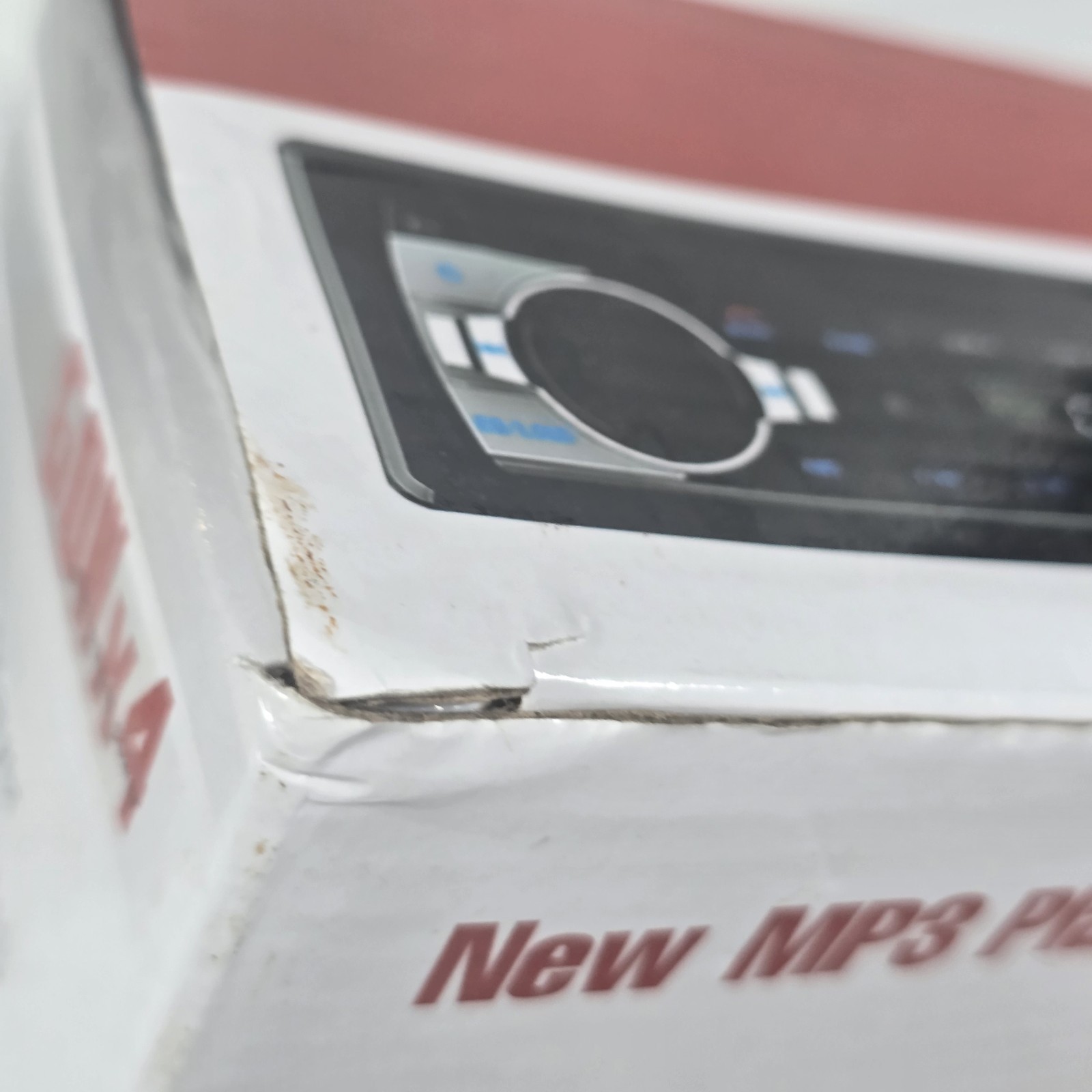 Car MP3 PLAYER USB SD Port FM Radio 60 Watts X 4 JDS-520 w/ Remote Open Box