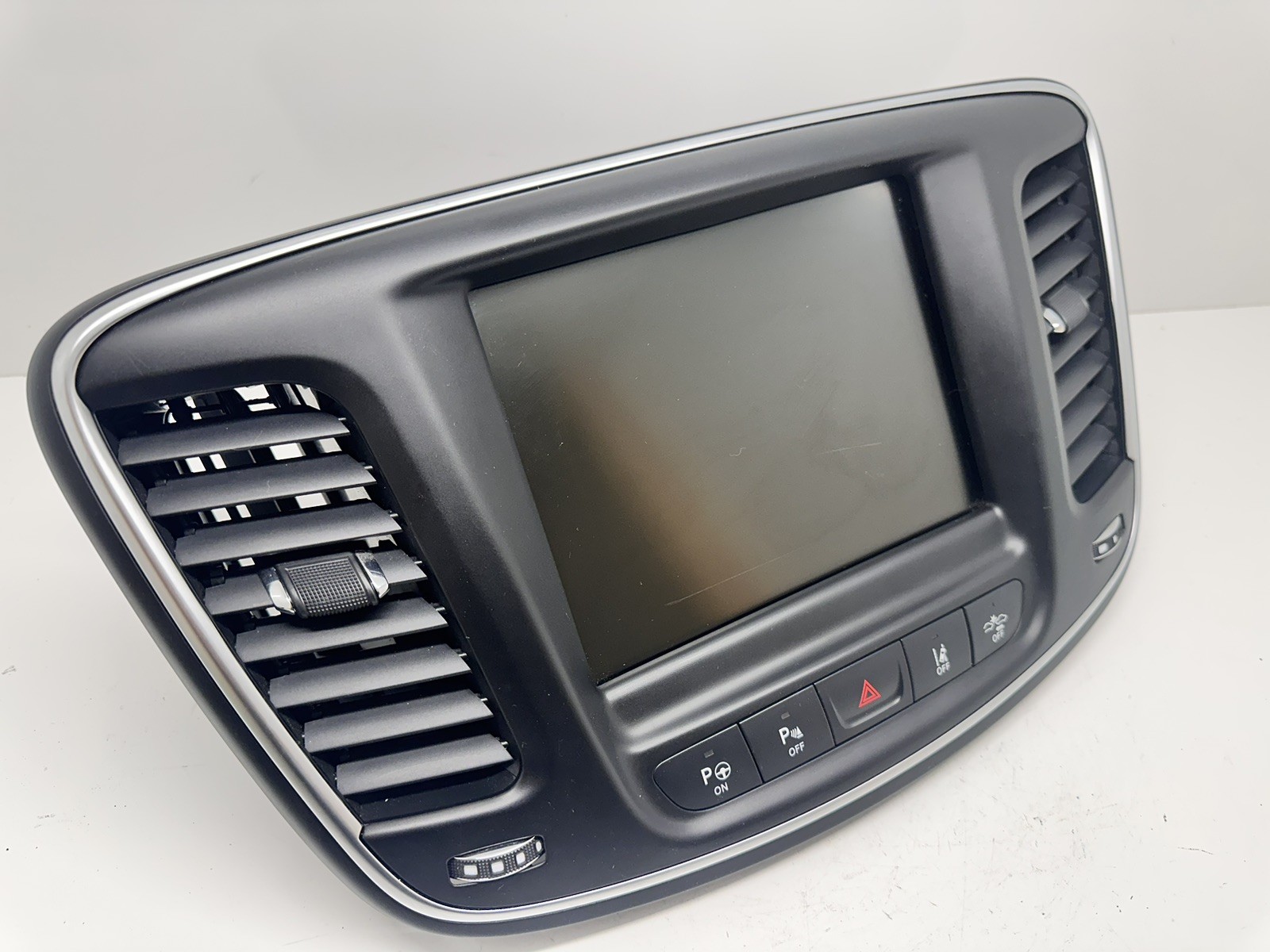15-17 Chrysler 200 GPS Navigation UConnect VP4 RA4 Radio 8.4 Display Screen OEM