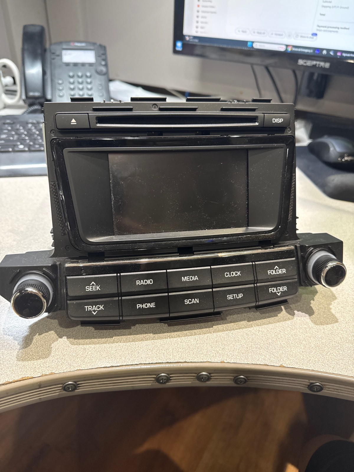 OEM Hyundai Tucson Radio CD Player Display Screen Head Unit 96180 (2016-2018)