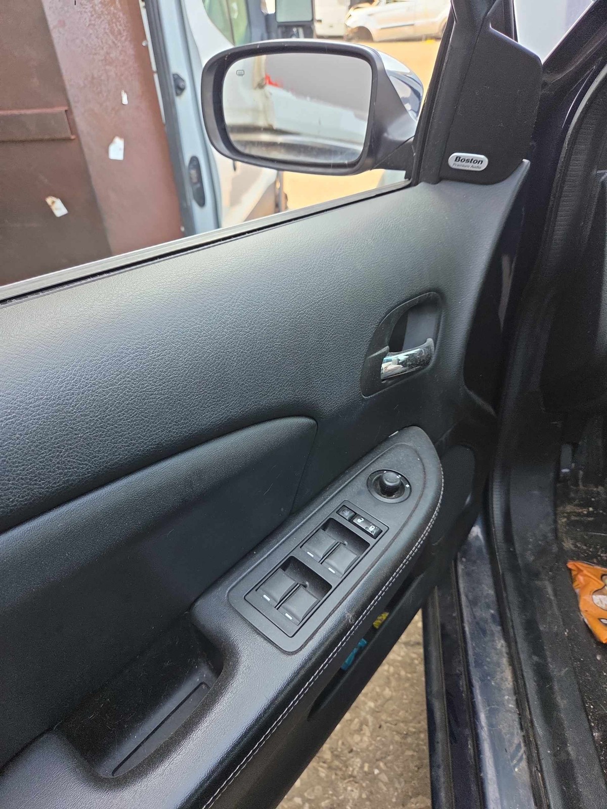 2013-2014 CHRYSLER 200 3.6L Radio Receiver Face Plate ID RES