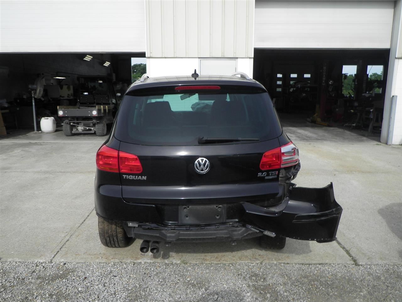 Radio Receiver Am-fm-cd-dvd-navigation Fits 09-17 TIGUAN