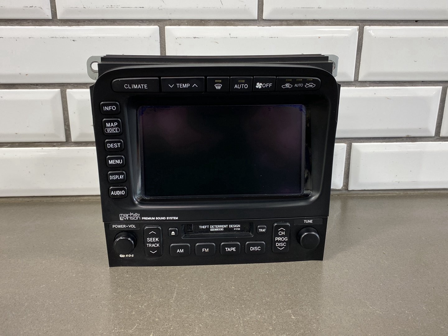 2001-2002 Lexus LX470 Navigation Multi Display Cassette Radio 8611160011 OEM