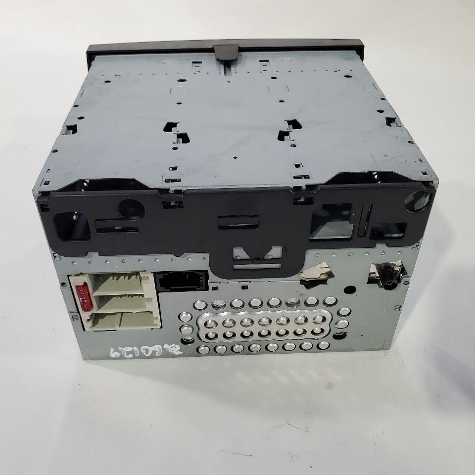 2005 2008 Porsche Boxster OEM Herman Becker Receiver 99764512807