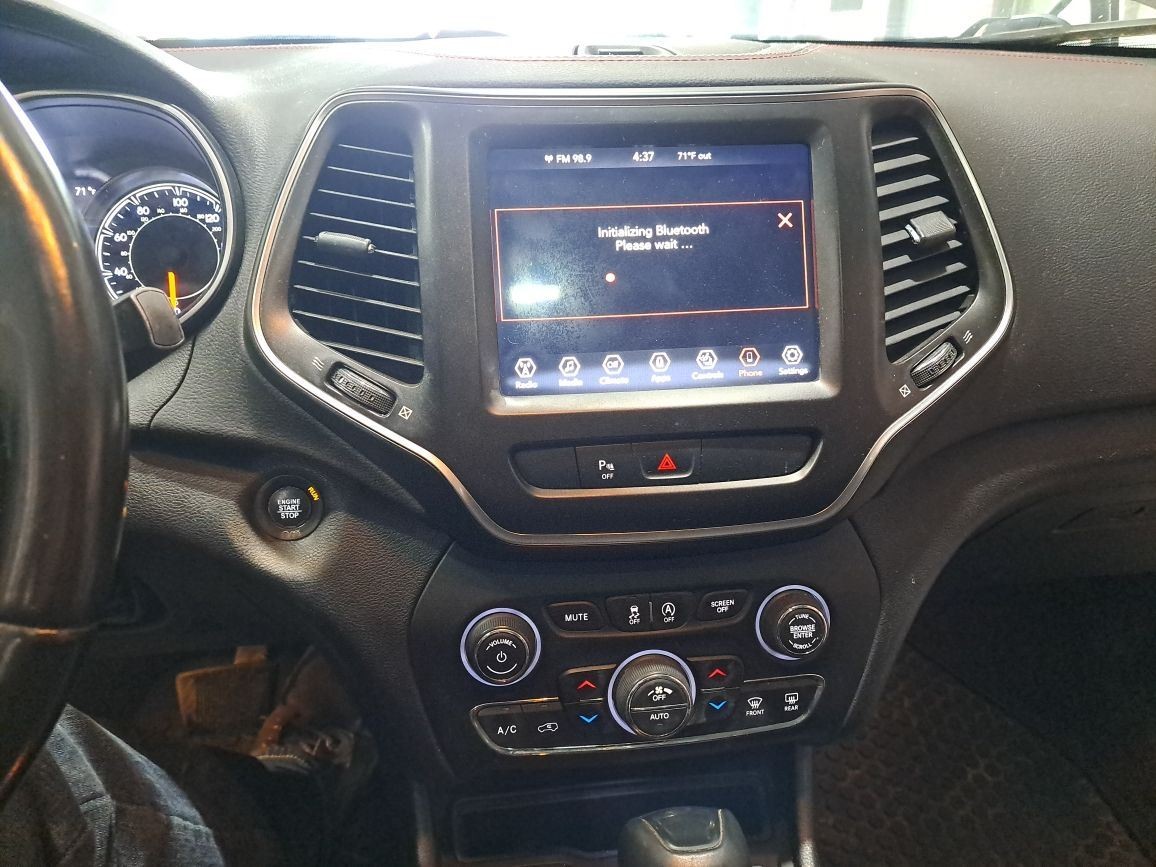 2019 Cherokee Stereo Radio Display & Receiver Sku#4479635