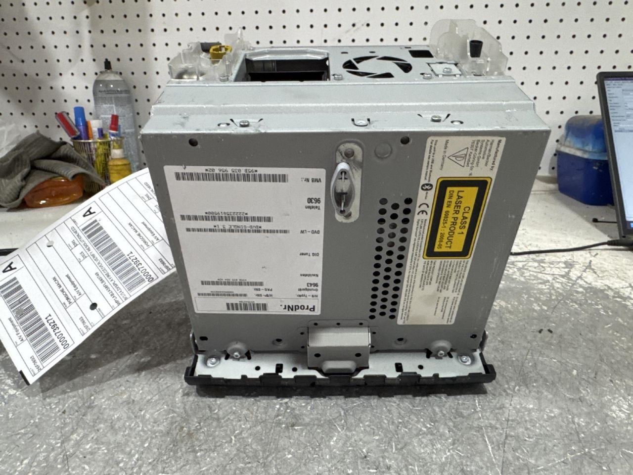 Audio Equipment Radio ID 95B03596302 Fits 15-16 PORSCHE MACAN 2173315