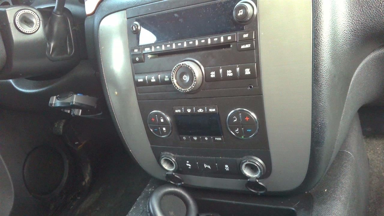 Audio Equipment Radio AM-FM-CD-MP3-USB Fits 11-21 EXPRESS 2500 VAN 32004111