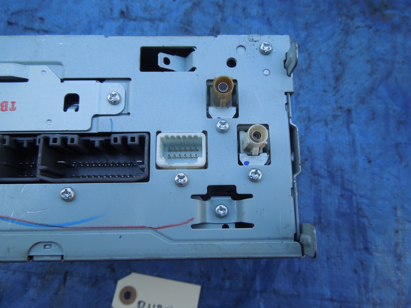 2012 Dodge Caravan RHB cd player radio assembly navigation OEM sirius MP3 RHB744