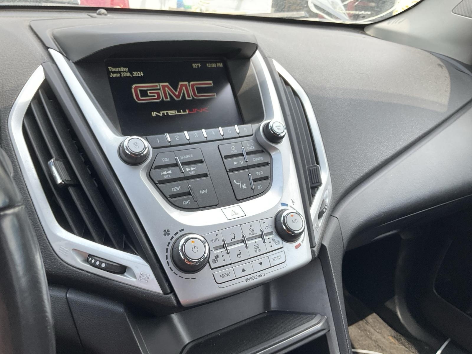 2016-2017 GMC Terrain OEM Radio. Factory Original Used. No Problems