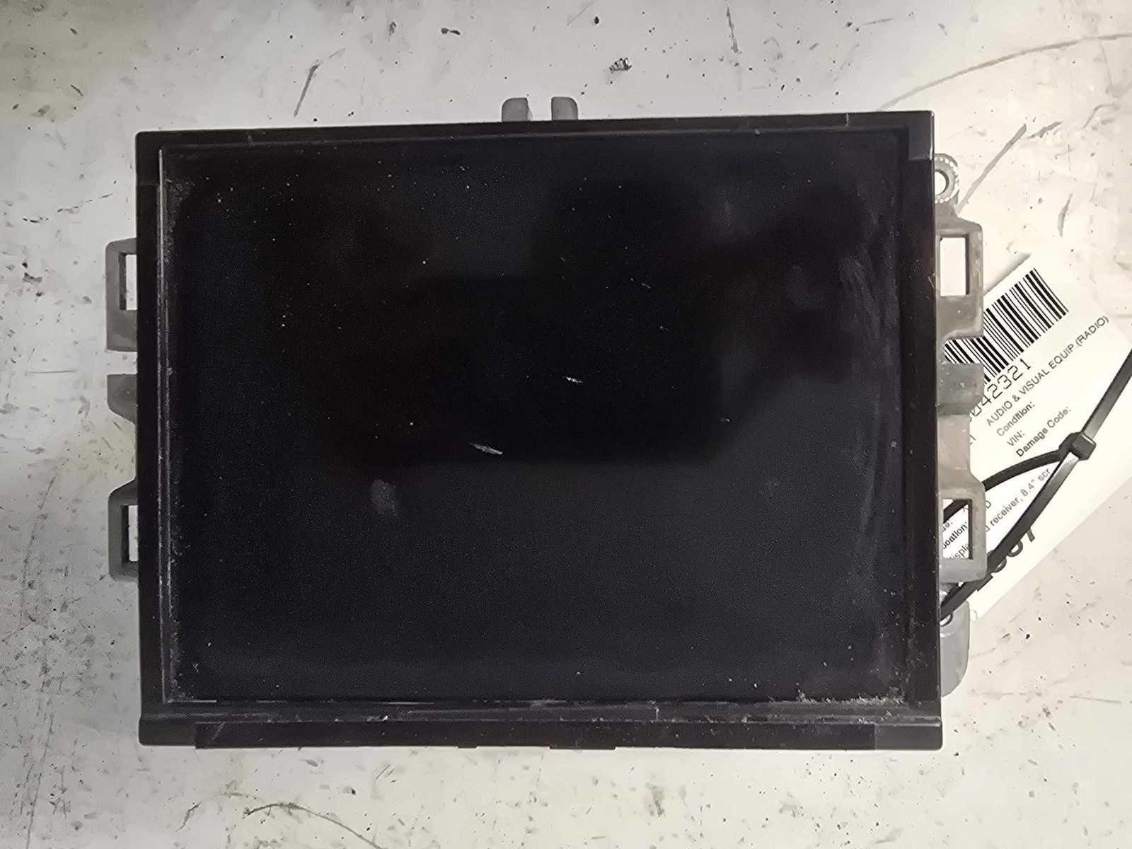 2018 DODGE RAM 2500 RADIO AUDIO DISPLAY AND RECEIVER 8.4″ SCREEN 68331631AJ