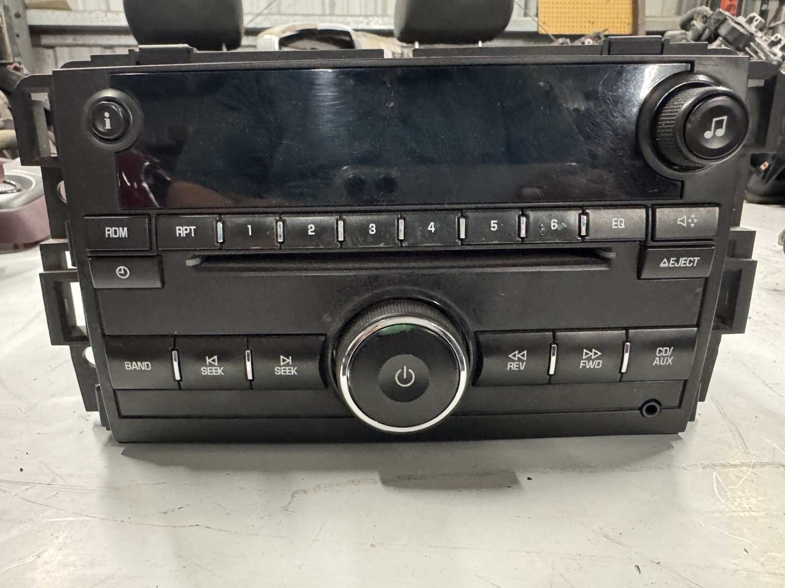 GM AC Delco Factory OE AM/FMRadio with CD and mp3 connection