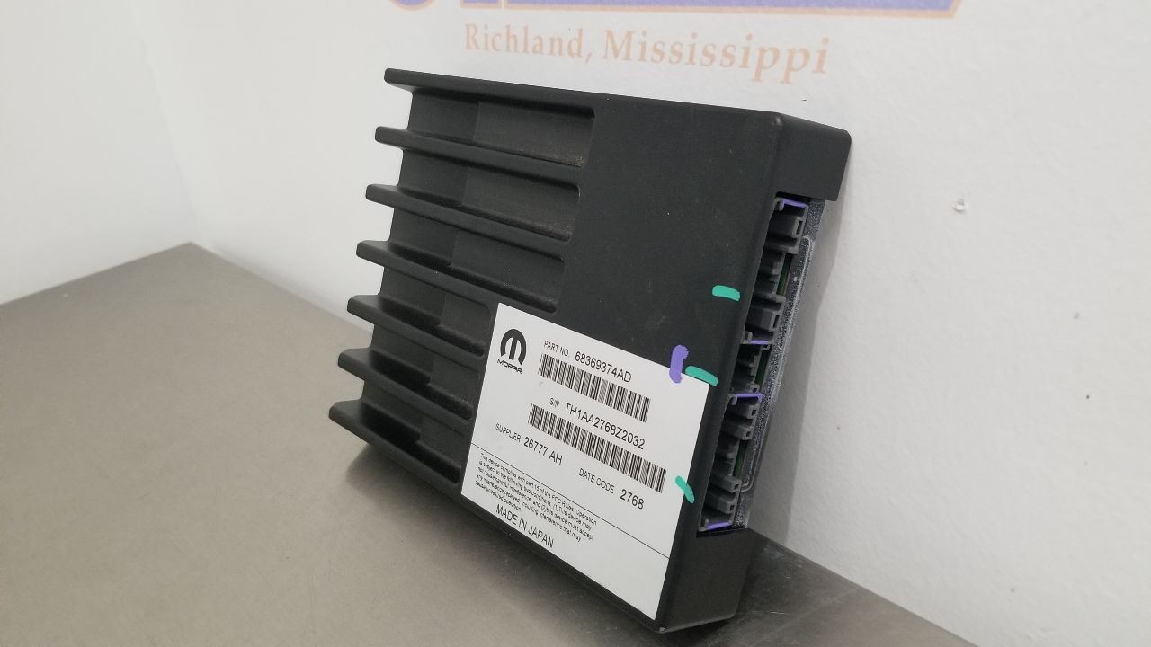 19 DODGE RAM 1500 NEW BODY RADIO AUDIO AMP AMPLIFIER 19 SPEAKER 68369374AD