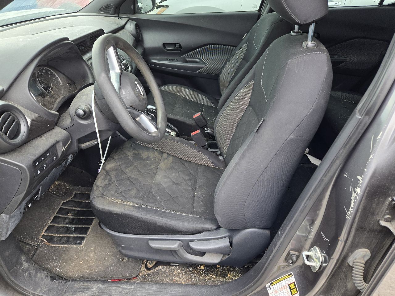 2018-2020 Nissan Kicks S Radio Display and Receiver