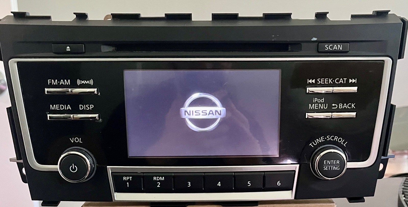 OEM 2016-2018 Nissan Altima AM/FM Bluetooth Radio Unit 28185-9HT1C -BENCH TESTED